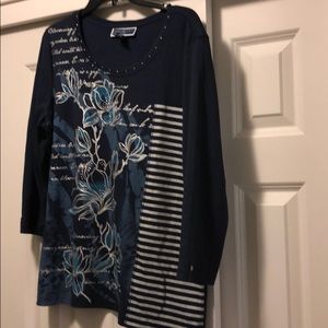 Long sleeve t shirt